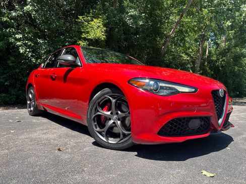 Used 2020 Alfa Romeo Giulia Ti Sport AWD/4WD image 1