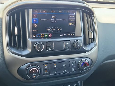 Used 2021 Chevrolet Colorado Z71 w/ Safety Package AWD/4WD image 27