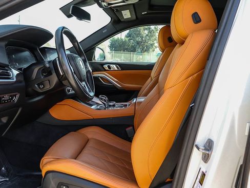 Used 2023 BMW X6 xDrive40i w/ Climate Comfort Package image 19