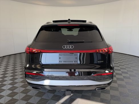 Certified 2025 Audi Q5 Premium Plus AWD/4WD image 9