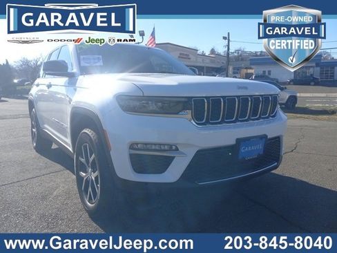 Used 2025 Jeep Grand Cherokee Limited image 9