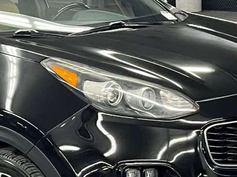 Used 2019 Kia Sportage SX image 40