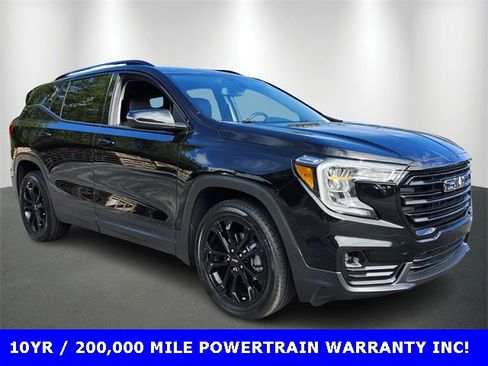 Used 2022 GMC Terrain SLT w/ Elevation Edition image 6