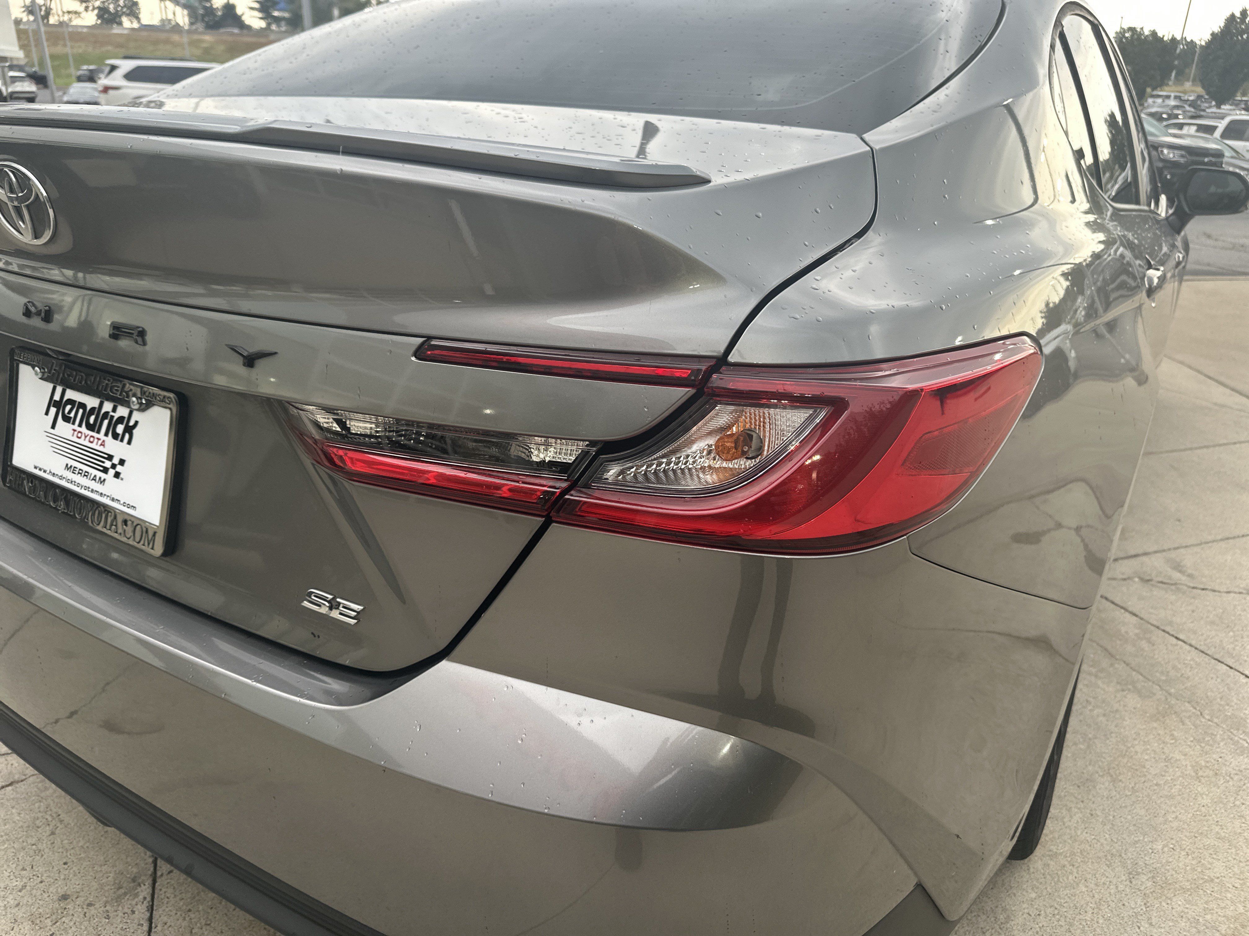 Used 2025 Toyota Camry SE w/ Convenience Package FWD image 12