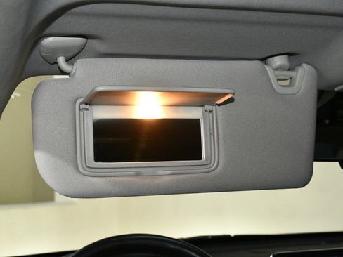 Used 2020 Nissan Altima 2.5 SR w/ Premium Package FWD image 21