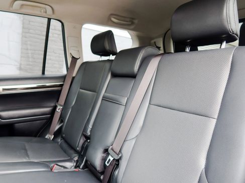 Used 2015 Lexus GX 460 w/ Navigation Package image 21