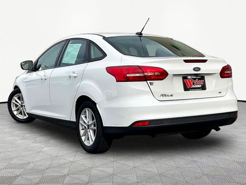 Used 2018 Ford Focus SE w/ Interior Protection Package FWD image 4