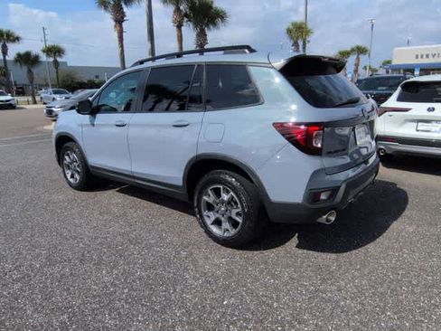 Used 2023 Honda Passport TrailSport image 6