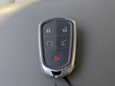 Used 2024 Cadillac XT6 Premium Luxury FWD image 39