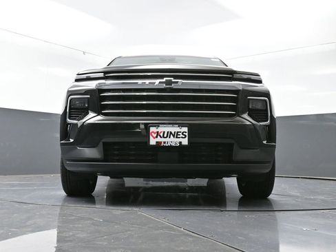 New 2026 Chevrolet Traverse LT w/ Sun and Wheel Package image 48