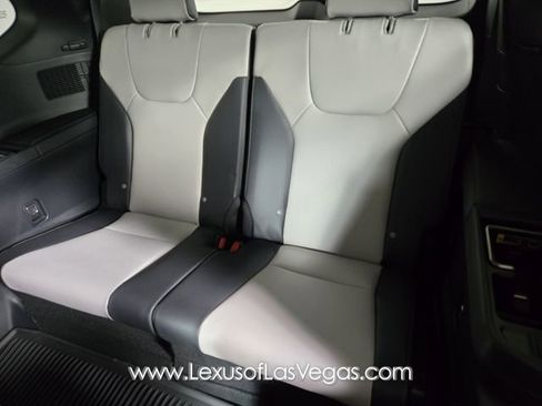 New 2026 Lexus TX 500h AWD image 12