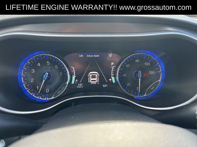 Used 2024 Chrysler Pacifica Touring-L FWD image 21