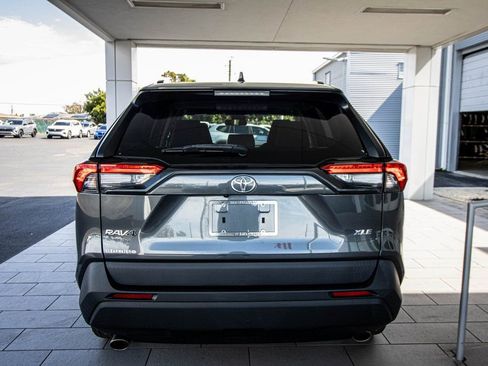 Used 2023 Toyota RAV4 XLE w/ Convenience Package image 13