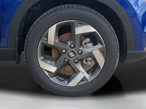 New 2026 Hyundai Venue SEL FWD image 28