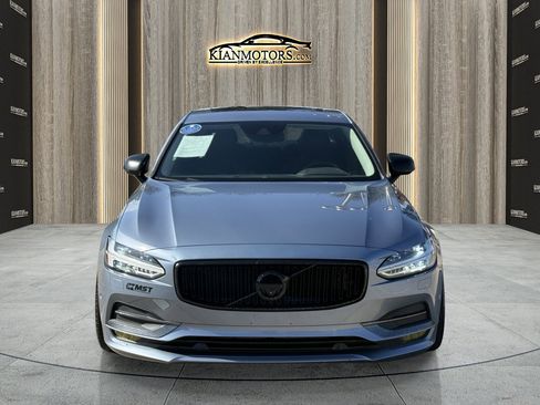 Used 2018 Volvo S90 T5 Momentum w/ Convenience Package image 5