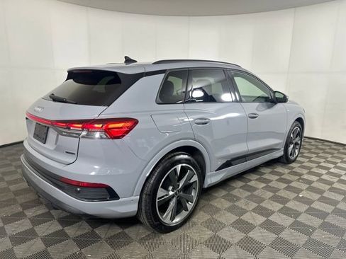 Used 2024 Audi Q4 e-tron Premium Plus w/ Premium Plus image 3