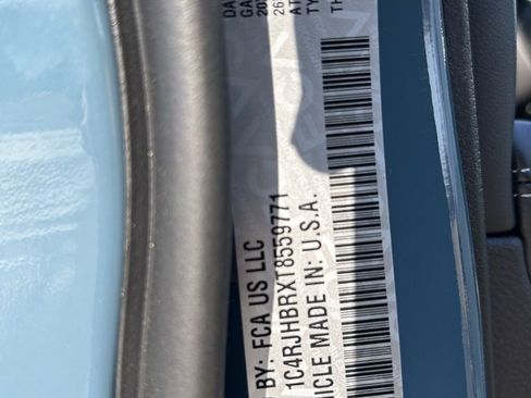 New 2026 Jeep Grand Cherokee Limited image 13