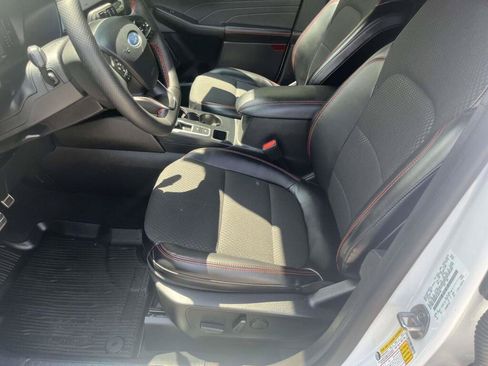 Used 2023 Ford Escape ST-Line w/ Tech Pack #1 FWD image 16