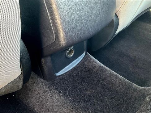 Used 2018 Ford Fusion S image 39