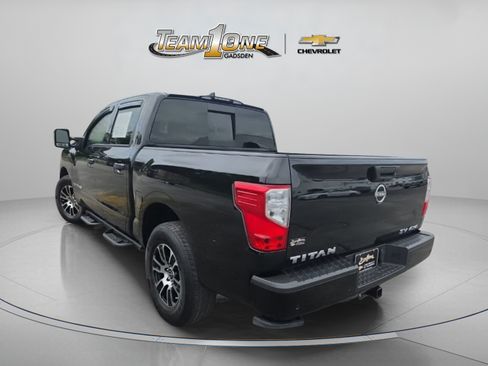 Used 2024 Nissan Titan SV w/ SV Convenience Package AWD/4WD image 6