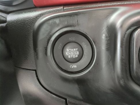 Used 2021 Jeep Gladiator Rubicon image 15