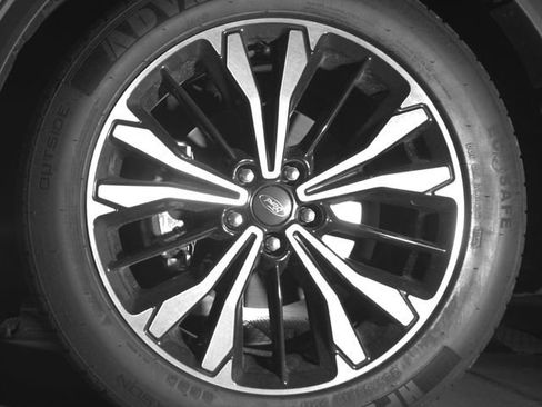 Used 2022 Ford Escape SE w/ SE Sport Appearance Package FWD image 20