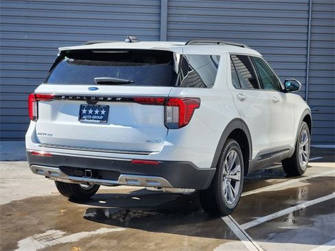 New 2026 Ford Explorer Active w/ Active Comfort Package image 4