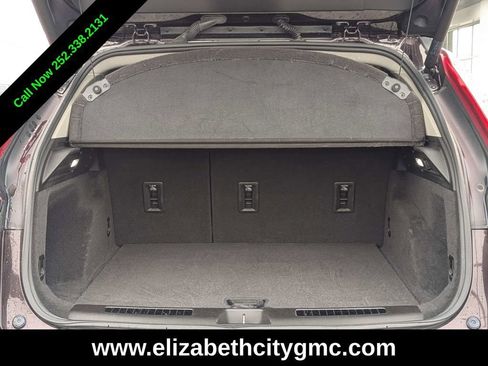 Used 2021 Cadillac XT4 Premium Luxury w/ Driver Awareness Package image 14