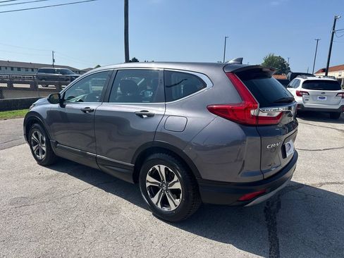 Used 2018 Honda CR-V LX image 3