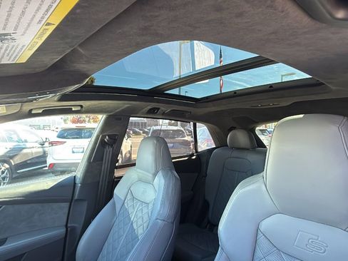 Used 2021 Audi SQ8 Prestige image 28