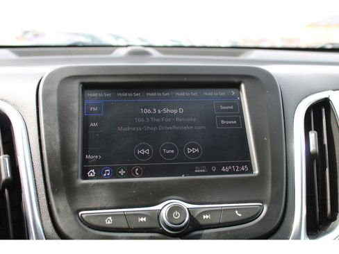 Used 2021 Chevrolet Equinox LS w/ LS Convenience Package image 22