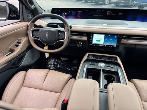 New 2026 Lincoln Navigator L Black Label AWD/4WD image 30