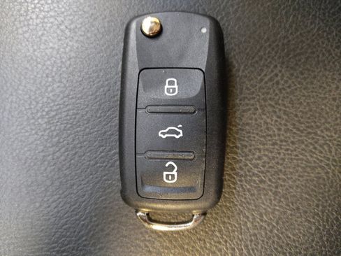 Used 2014 Volkswagen Jetta S FWD image 32
