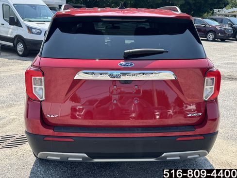 Used 2023 Ford Explorer XLT w/ Equipment Group 202A AWD/4WD image 6