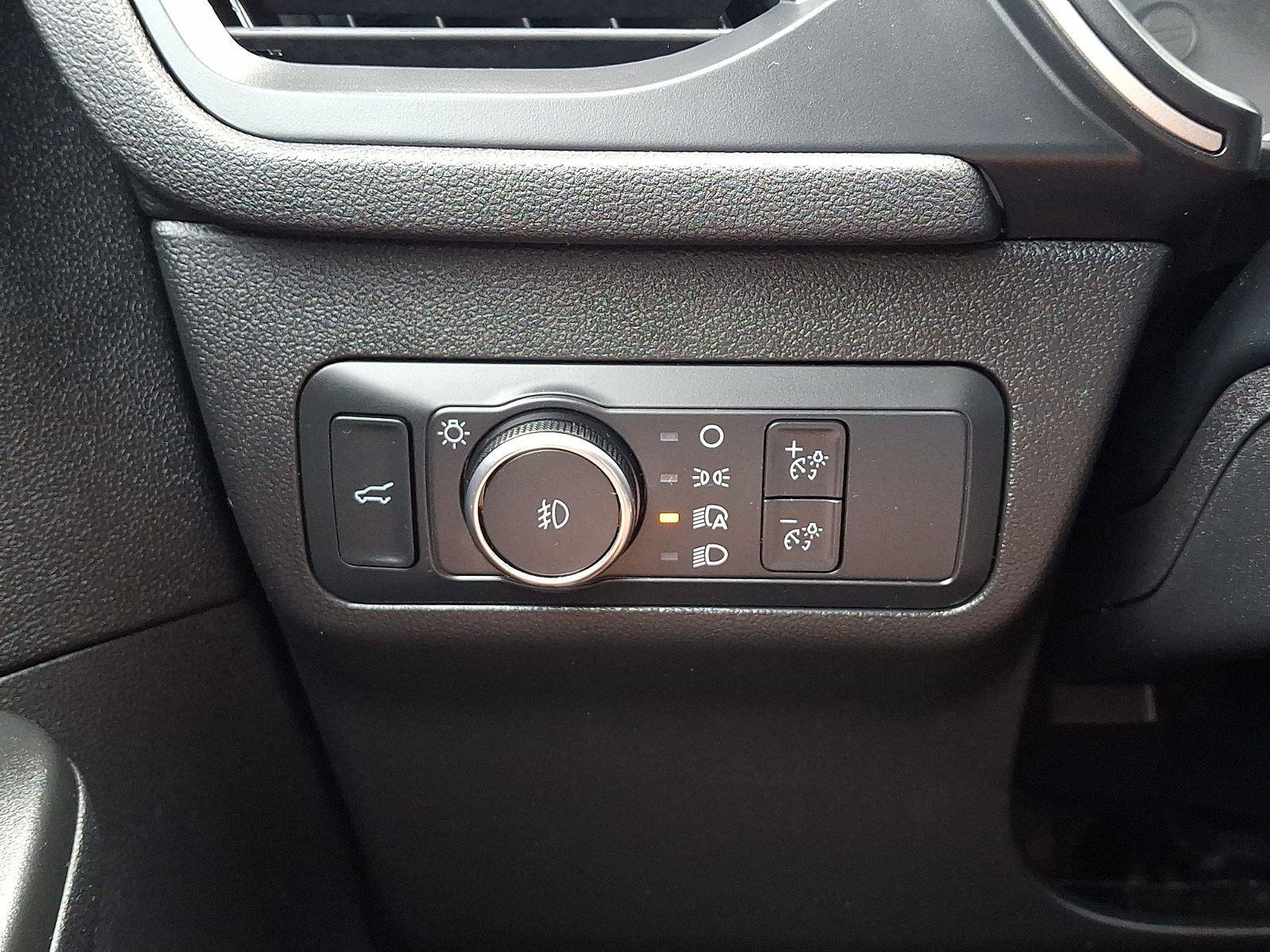 Certified 2022 Ford Escape SEL w/ SEL Stealth AWD Package image 24