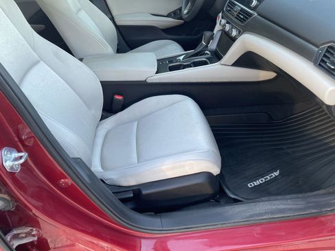 Used 2022 Honda Accord LX image 30