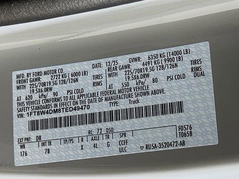 New 2026 Ford F450 Platinum image 33