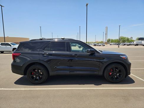 Used 2022 Ford Explorer ST w/ Equipment Group 401A AWD/4WD image 7