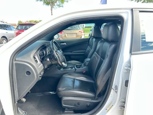 Used 2020 Dodge Charger SXT w/ Leather Interior Group image 21
