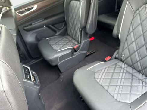 New 2026 Volkswagen Atlas SEL Premium R-Line image 8