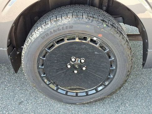 New 2025 Ford Maverick Lobo image 7