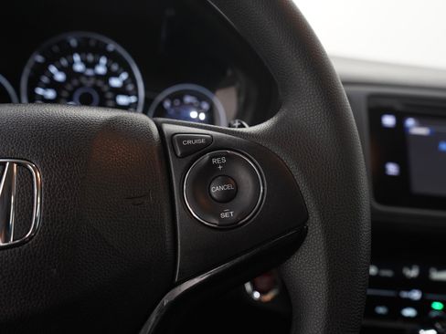 Used 2016 Honda HR-V EX image 25