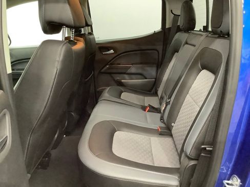 Used 2019 Chevrolet Colorado Z71 AWD/4WD image 6