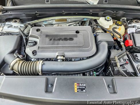 Used 2023 Buick Envision Avenir FWD image 23