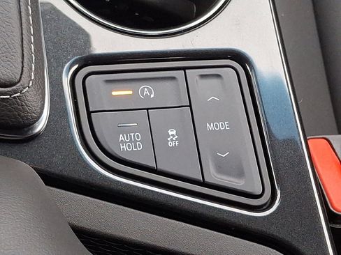 Used 2025 Cadillac CT4 Luxury image 24