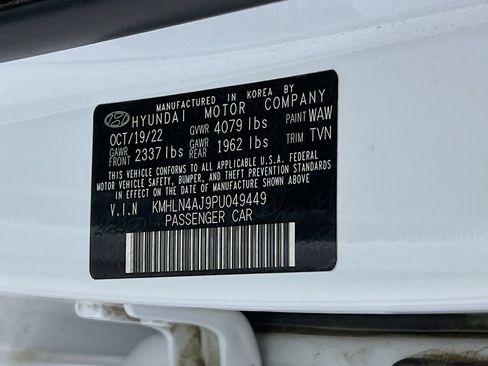 Certified 2023 Hyundai Elantra Limited FWD image 28