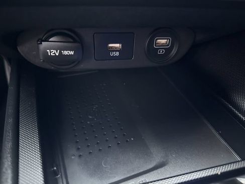 Used 2023 Hyundai Elantra SEL w/ Convenience Package FWD image 37