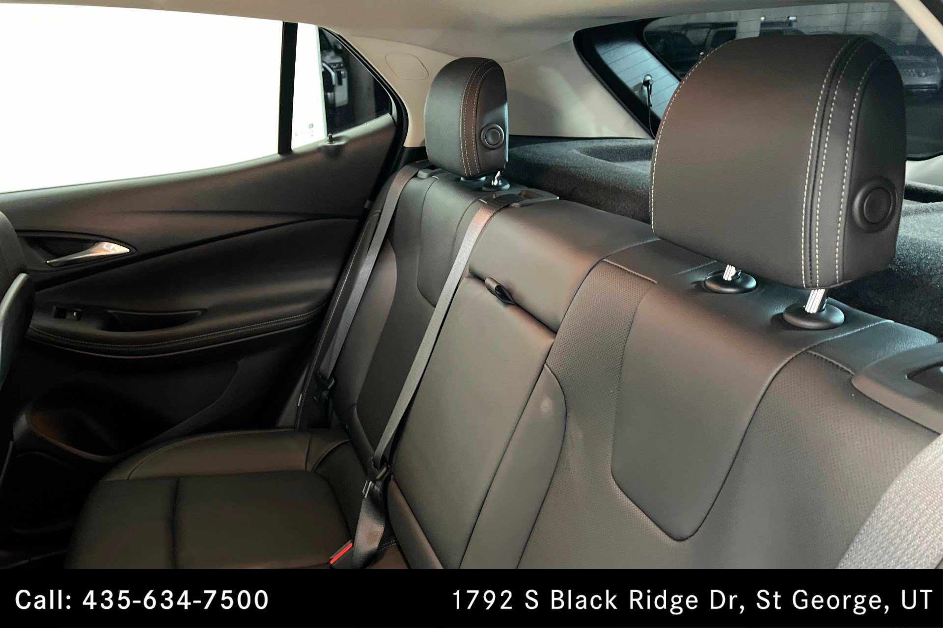 Used 2024 Buick Encore GX Sport Touring w/ Comfort Package AWD/4WD image 19