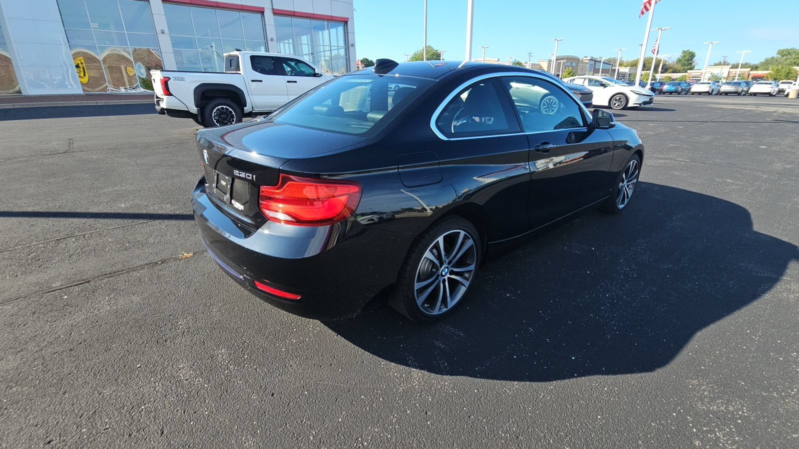 Used 2018 BMW 230i xDrive Coupe AWD/4WD image 3