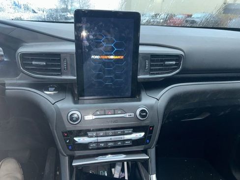 Used 2020 Ford Explorer ST w/ ST Street Pack image 10